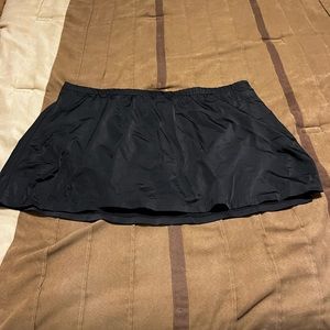 Black swim skirt